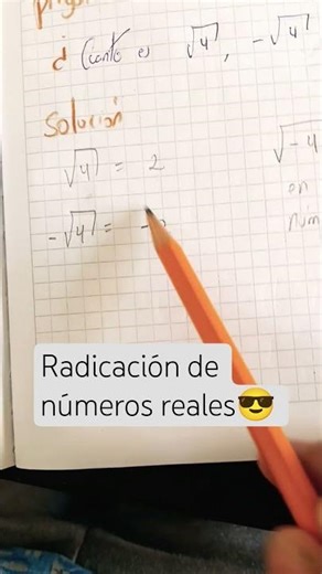 Pregúntate : ¿Cuánto es √4 , -√4 y √-4 ? , #matematicas #maths #clases #mathematica #radicacion 😎