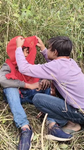 Ankit Raj on Instagram: "Kese log ha 💋@rpa_comedy_team #comedyreels #newpost #fannyreels #newreels #foryou"