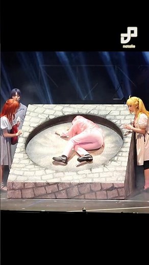 Goto Hitori (Bocchi-chan) is attacked by a buzzard...! "LIVE STAGE 'Bocchi the Rock!' 2026 RE:boot"