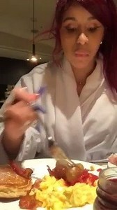 Cardi B Eating With Fingers Live . . . #cardib #offset #Kulture #food #comedy #comedian | Celeb Media