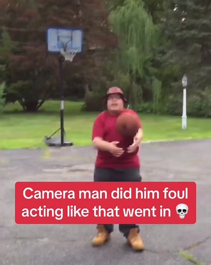 He a harlem globetrotter in another universe fa sho 🤣🏀 #fyp #foryou #viral