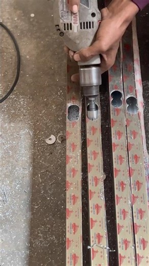 SS cutting for window Lock #windowlock #machine #sscuting #lockinstallation #machiningsteel