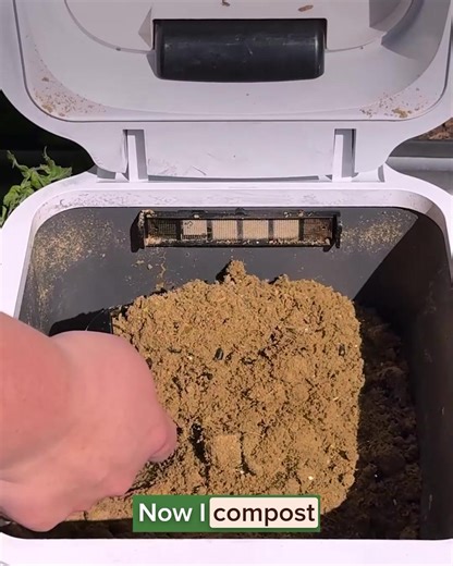 🌱 Tired of fake composters that just dry food scraps? Korea's #1 True Electric Composter creates REAL compost for 220,000 gardeners! Living microorganisms = nutrient-rich compost in 30 days 🌿Actual decomposition 🌿Healthier plants 🌿Better gardens See what the hype is about! #TrueComposting #Gardening #Reencle | Reencle US