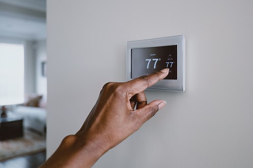 The Best Thermostat Settings for Every Season, According to an Expert