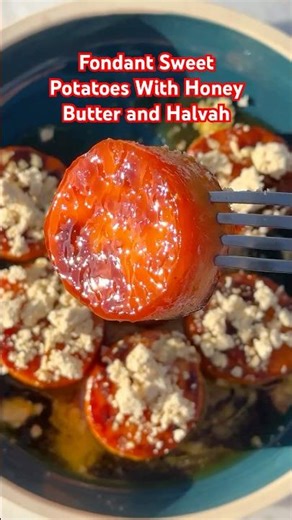 Get Carolina Gelen's recipe in the video description!