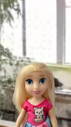 Disney Petite Dolls First Day Back To School! Pt.27 Anna And Elsa Doll Play - Disney Frozen Toys Fun
