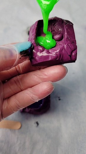 10K views · 257 reactions | Skull resin pour x 3. Part 2 from yesterday's mold making reel.  | Resinista | Facebook