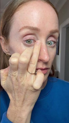 ✨ Our concealer in shade Gorgeous brightens and refreshes without hiding my natural redhead features