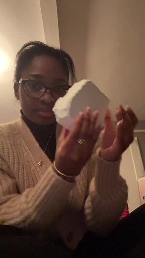 Creative Paper Manipulation Techniques Demonstrated