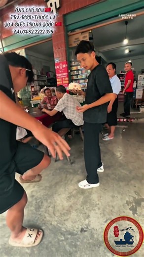 Troll Bạn Thân Kiểu Trung Quốc: Đừng bao giờ tin tưởng những người anh em này!