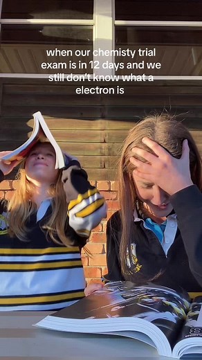 live love laugh chemistry #geniuses #getushelp 🧪🧑‍🔬