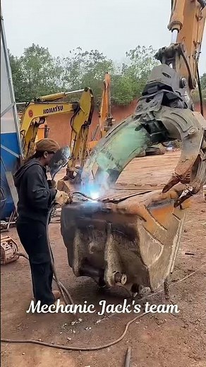 Excavator Bucket Repair by welding