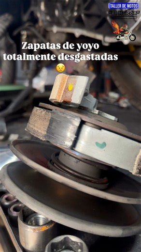 Zapatas de yoyo totalmente desgastadas y canasta de yoyo dañada . Acá en Taller de Motos y Repuestos el Halcón tenemos todo lo que necesitas ✅Mantenimientos para motos automáticas ✅Mantenimientos para motos standard ✅Repuestos 100% originales ✅Accesorios Entre muchas cosas más.. Ven y visítanos será todo un gusto atenderle ‼️ Contáctanos al 📱 7462 7706 No es necesario agendar cita atendemos por orden de llegada 📆☺️ Estamos ubicados en 📌 9Av Norte entre 29 y 27 Calle Poniente, Colonia Layco # 