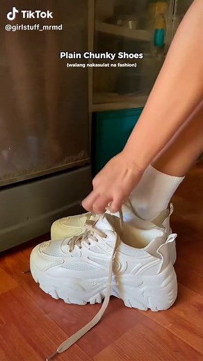 Trendy Chunky Shoes with Double Shoelaces for the Ultimate Style | Shoe Recommendation