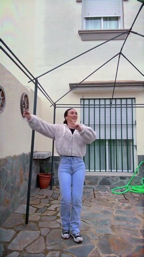 ARTE GITANO EN MOVIMIENTO 💃🌞GUAPA GITANA BAILANDO RUMBA #artegitano #duendegitano#gypsy #dance #fyp