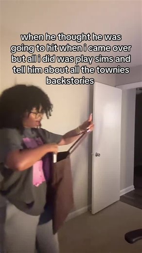 Saylor🩷 on Instagram: "yapped about the Goths vs Landgraabs for an hour straight 😭 #simtok #sims4 #sims4tok #ts4 #ea #simsfyp #simstok #mods #customcontent #maxis #thesims4"