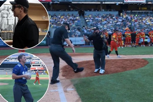 Watch Eli Manning's surprise appearance at Savannah Bananas game after ditching ump disguise