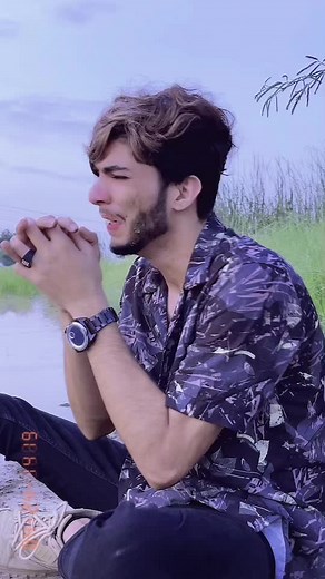 Ali Jutt's Outdoor Vibes in Nature's Embrace