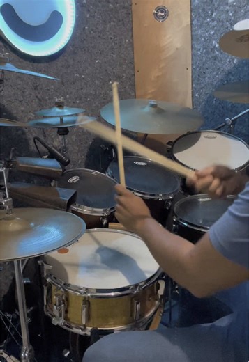 Cover Soñador eterno-Intocable. #cover #intocable #viral_video #musicvideo #drums #bateristas