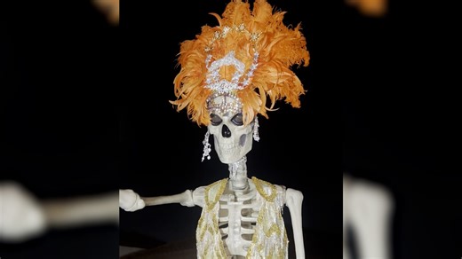 2.6K views · 22 reactions | Skeleton Travis Kelce proposing to skeleton Taylor Swift? Why not! See Taylor Swift-inspired Halloween decor taking over towns. | Lansing State Journal | Facebook