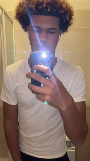 Understanding Lightskin Traits and Social Perceptions