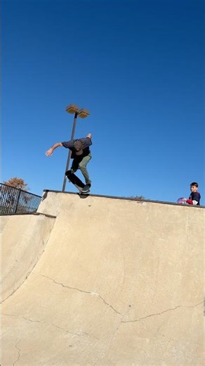 Line with 270 back noseblunt #skateboarding