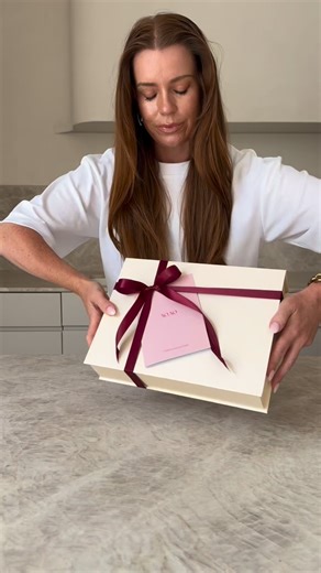 This one was inspired by those post-wedding recovery days that usually involve a pool, sunnies and doing the absolute bare minimum 🤍 I used a décor storage book from @kmartaus as the gift box and filled it with easy, event-season essentials that feel thoughtful but still fun to receive. Everything fits perfectly and feels like a complete little moment. What’s inside: • Sarong from Cotton On $19.99 • Silk scarf $19.99 • False lashes from Mecca $12.00 • Lash glue from Mecca $12.99 • Claw clip fro