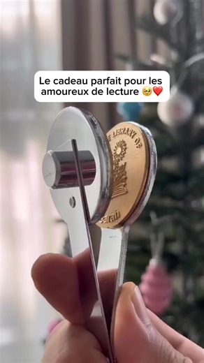 Give your books a unique, personal touch. 💫 Our personalized book embosser turns every page into a true work of art—your name, your library, your mark. 📚 Perfect for book lovers ✨ An elegant, timeless signature 🎁 A unique gift for passionate readers ⭐ Loved by 1,000 readers ✅ Free shipping when you order 2 designs | Donald L. Jackson