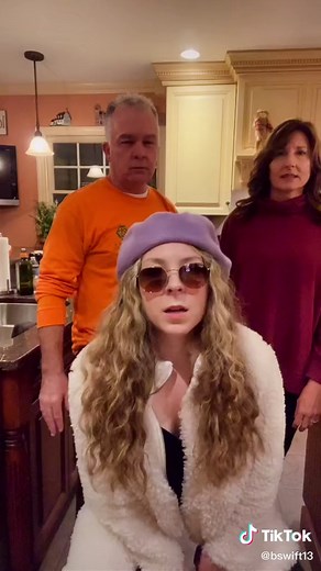 Back home baller #thanksgivingweekend #SNL #thanksgiving #Bestie