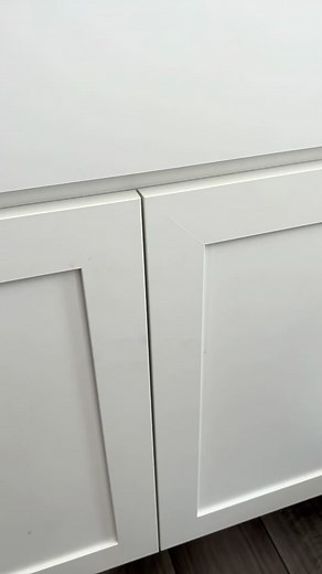 Gold Kitchen Knob Installation: Easy DIY Home Improvement