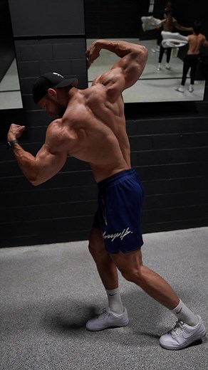 9.6K views · 291 reactions | Here’s another one of my 747 Lat Building Back Workouts✈️Full Workout:Machine Rows 3 sets x 10-12 repsBarbell Rows 3 sets x 10-12 repsNeutral Grip Pulldowns 3 sets x 12-15 repsWide Grip Pull Downs 3 sets x 8-10 repsMachine Pullovers 3 sets x 10-12 repsBicep Cable Curls 3 sets x 15 repsPreacher Curl 21’s x 3 setsMake sure to save it for later and follow for daily workouts | Mark Sandor | Facebook