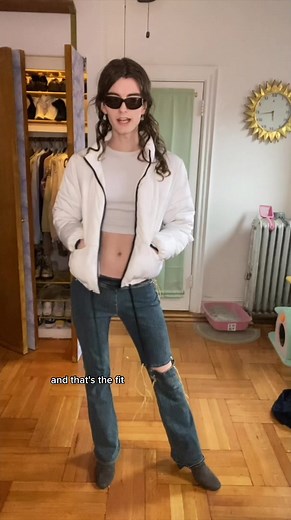 Modeling agency outfit!! AHHH!!! #modelingagency #newyorkmodel #newyorkgirls #transfemme #transmodel #transandproud #lowrisejeans #whitetank #violetstanza #meetinggrwm #simpleoutfit #servingcun✝️ #transgirls #queergirls #gaygirl #newyorkqueers #goingoutoutfit