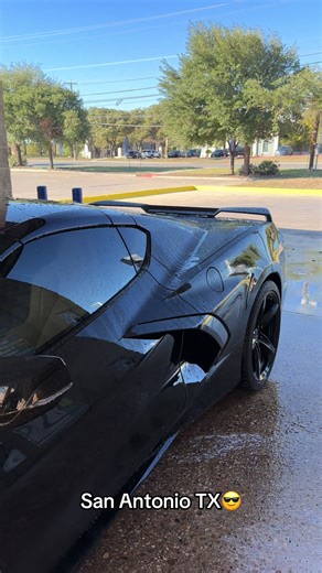 Explore the 2023 C8 Corvette in San Antonio