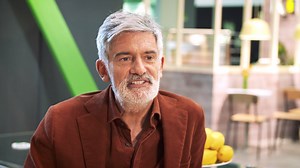 Design icon Alfredo Häberli’s future kitchen is inspired by SCHOTT CERAN®. Discover his vision, which he presented at LivingKitchen 2019. | SCHOTT CERAN