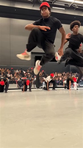 Debbie Allen Dance Academy on Instagram: "Today’s rehearsal was about refinement. Bit by bit, the choreography is tightening and the storytelling is becoming more defined as we move closer to opening night! ☕️ ✨HOT CHOCOLATE NUTCRACKER✨ December 4th-14th  @redondobeachpac Tickets ️ at the link in our bio #debbieallendanceacademy #hotchocolatenutcracker #holidayshow #nutcrackerseason #musicals #dancers #dancersofinstagram #eventsinla"