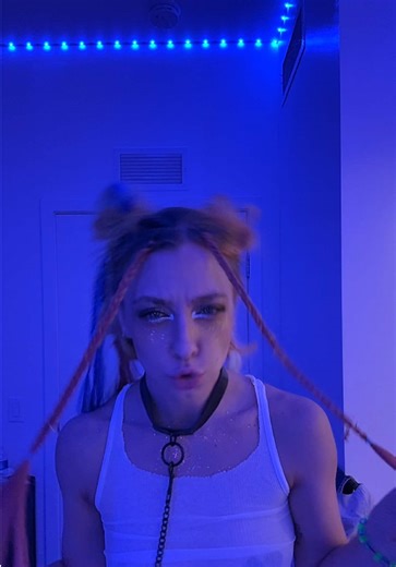 And then you start dressing weird …. #ravebae #festivalfashion #edm | Festival Fashion Outfits