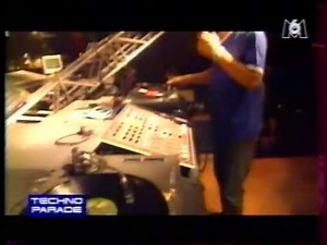 Laurent Garnier @ Techno Parade 1998 @ Paris