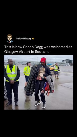 Inside History on Instagram: "Snoop Dogg was greeted at Glasgow Airport in Scotland by a bagpiper playing one of his most iconic hits. Snoop danced on the runway as the piper blasted Still D.R.E. ft. Snoop Dogg into the traditional Scottish musical instrument 🎺🎶 Like our content? Follow us 👉🏼 @insidehistory (Via: @rossainsliepipes @snoopdogg)"
