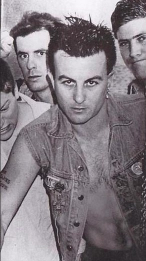 SNL really did fear the band ‘FEAR’ that night #music #punk #snl #saturdaynightlive