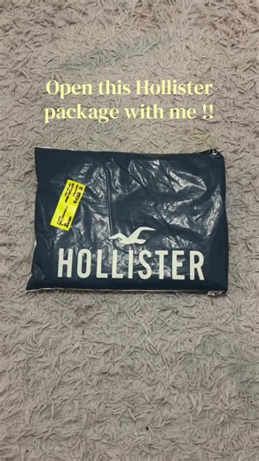 Hollister haul: cute green button-up & low-rise jeans review