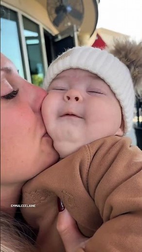 Epic Mommy Kiss Attack! 😘 20 Times of Pure Baby Bliss! 😂❤️