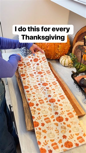 How to fold a dish towel into a bread basket #breadbasket #thanksgiving