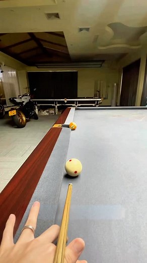 🎱2 trucos que todo jugador debe saber: 🎯 Jala y controla la bola con un tiro corto para conseguir una carambola perfecta. 🔥 Usa el ángulo correcto y un golpe firme con la raqueta alta para ganar precisión y potencia #billar #deporte | Sport Billar Perú