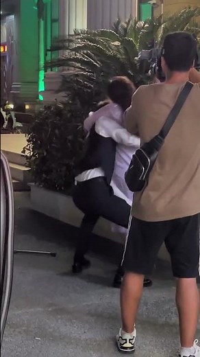 A beautiful girl was drugged while filming, and her boyfriend came to save her in time #shortdrama