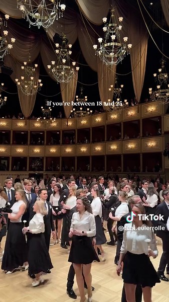 How you can still attend Vienna Opera Ball 2026👇🏻 Want to dance your way into one of the world’s most iconic events? Apply now for the opening committee of the Vienna Opera Ball, taking place on 12 February 2026. • Applicants aged 18–25 (18–29 for gentlemen) can apply in pairs by mid‑September 2025. • Auditions are on 11 October 2025 at the Vienna State Opera or you submit a video if you’re applying internationally. • Once accepted, the entry fee is just €140 per person - far more affordable t