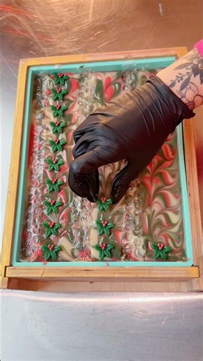 Honey Berry NEW Hanger Swirl Technique! #soapmaking #soap #soapmaker #soapbars #soaps #soaping