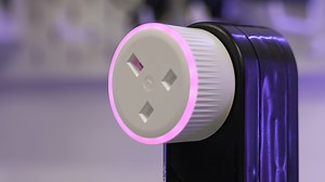 Looking to enhance your home setup? The Shelly Plus Plug is a compact and versatile smart device designed to make life easier: 🔌 Space-Saving Design: Fits neatly without blocking other outlets. 📊 Energy Monitoring: Keep track of your energy usage and optimize savings. 🌐 Seamless Integration: Compatible with Alexa, Google Assistant, and popular automation platforms. Perfect for automating lights, appliances, and more, it’s an excellent addition to any home. Watch our video and see if it’s righ