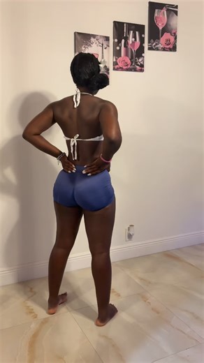 27K views · 192 reactions | Save this glute superset to shape your glutes into more of a round shapeuse this exercise as a warm ups for glute days or do it anytime you like ❤️ #homeworkouts #beginner #explorepage✨ #women #ﬁtness #bubble #round #glutes #athomeworkout #ﬁtness | Fitwithespey | Facebook