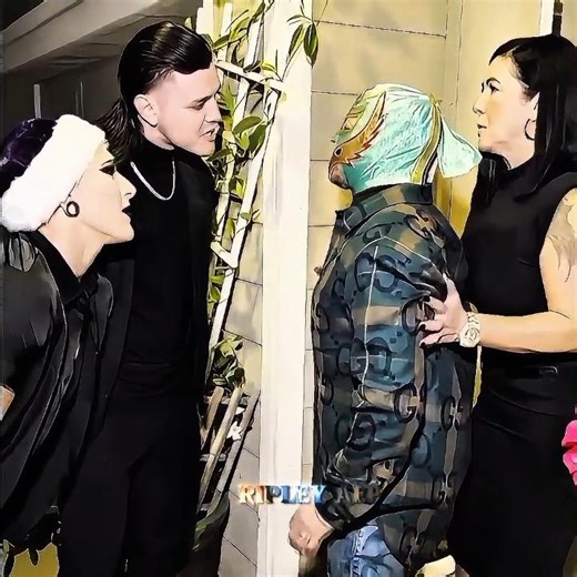 Dominik Mysterio's Mother SLAPS Rhea Ripley 😣 🔥 WWE Shocking Moment #wwe #rhearipley #dom #edit