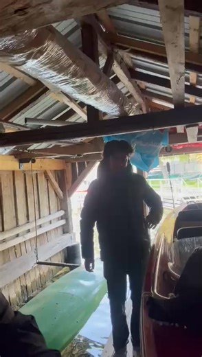 Simpl-Revue in Gallspach: Kabarett: Bernhard Murg & Stefano Bernardin "...bis einer weint!" Dienstag, 18. November 2025 um 20 Uhr im Kursaal Gallspach Eintritt im Vorverkauf: € 25,00; Abendkasse: € 28,00 Karten erhältlich am Marktgemeindeamt Gallspach (07248/62355, gemeinde@gallspach.at) Einlass: 19.00 Uhr ...bis einer weint! – ein Abend zum Lachen In ihrem ersten gemeinsamen Programm schenken sich Murg und Bernardin nichts, dem Publikum aber ein Wiedersehen mit Klassikern und Rarem aus mehr als